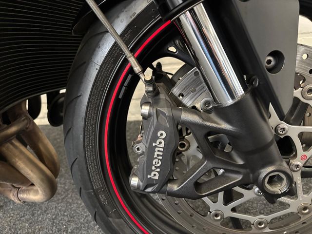 triumph - street-triple-765-r