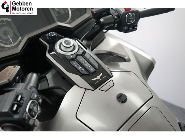 honda - gl-1800-goldwing-f6b