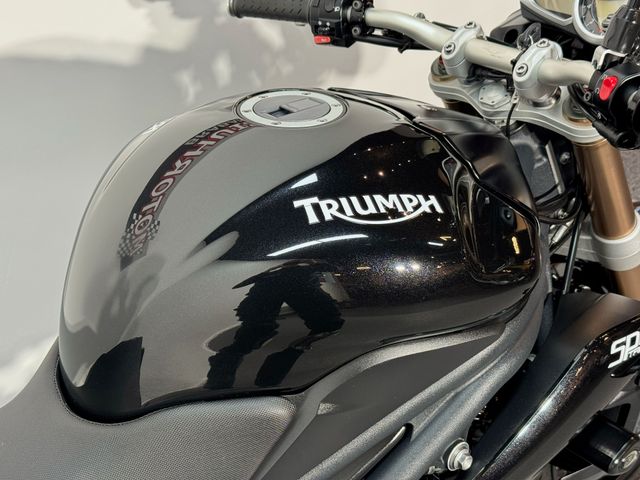 triumph - speed-triple-1050-abs