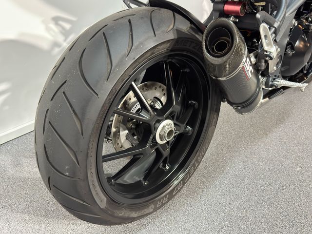 triumph - speed-triple-1050-abs