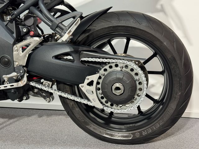 triumph - speed-triple-1050-abs