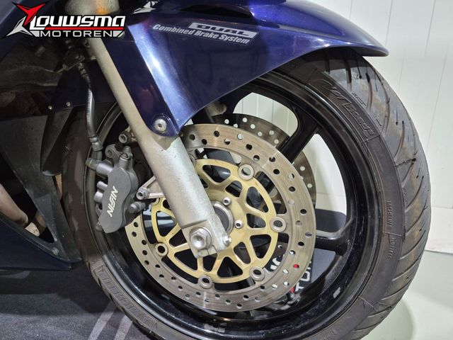 honda - vfr-800-fi-vtec-abs