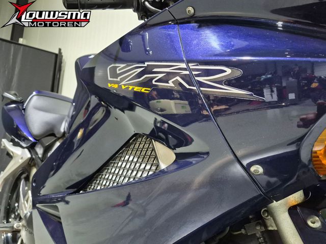 honda - vfr-800-fi-vtec-abs