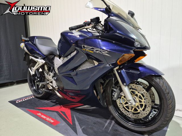 honda - vfr-800-fi-vtec-abs