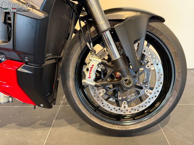 ducati - streetfighter-v4