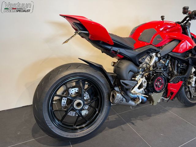 ducati - streetfighter-v4