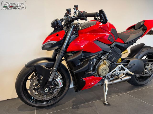 ducati - streetfighter-v4