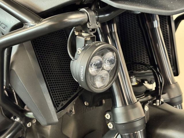 bmw - r-1300-gs
