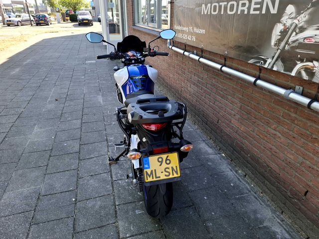 suzuki - sfv-650-gladius