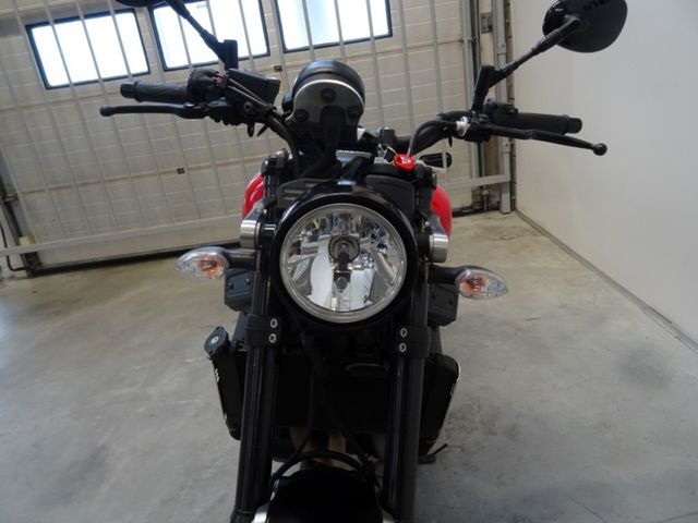 yamaha - xsr-900-abs