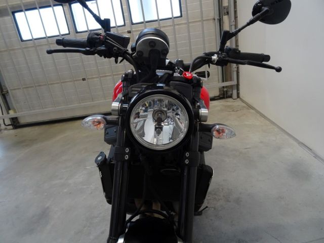 yamaha - xsr-900-abs