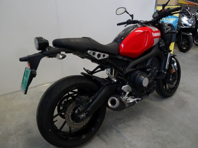 yamaha - xsr-900-abs