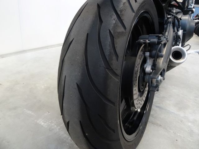 yamaha - xsr-900-abs
