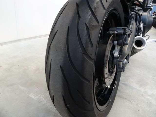 yamaha - xsr-900-abs