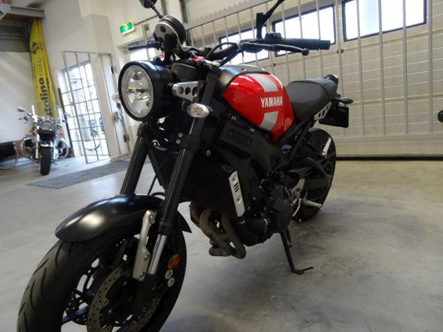 yamaha - xsr-900-abs