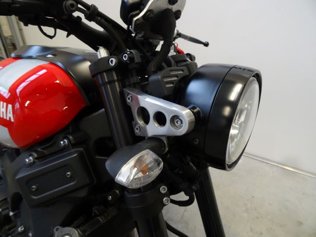 yamaha - xsr-900-abs