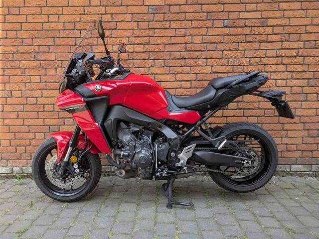 yamaha - tracer-9