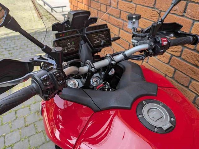yamaha - tracer-9