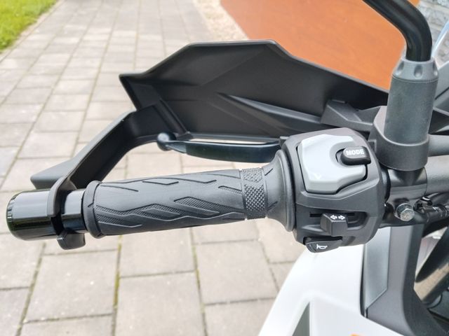 suzuki - sv-7gx