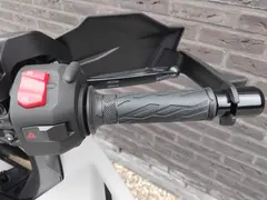 Suzuki SV-7GX 2026 nieuw – foto 12 van 15