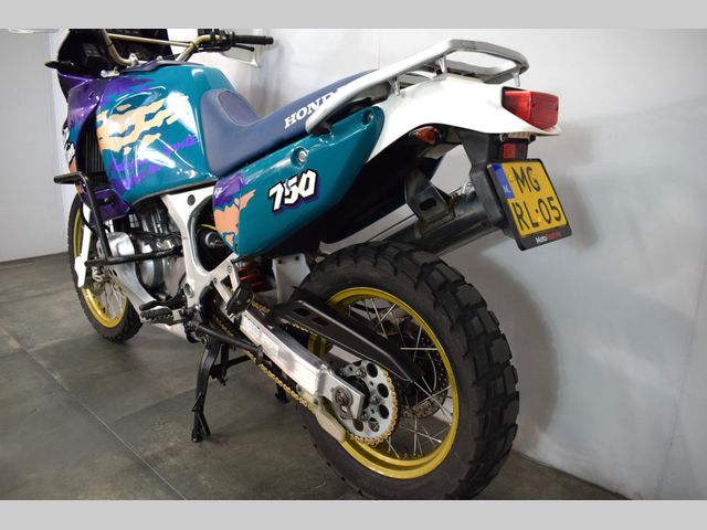 honda - xrv-750-africa-twin
