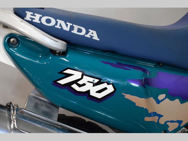 honda - xrv-750-africa-twin