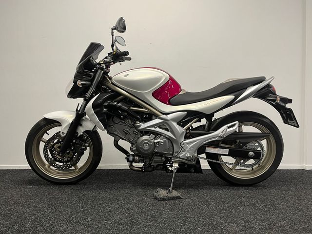 suzuki - sfv-650-gladius
