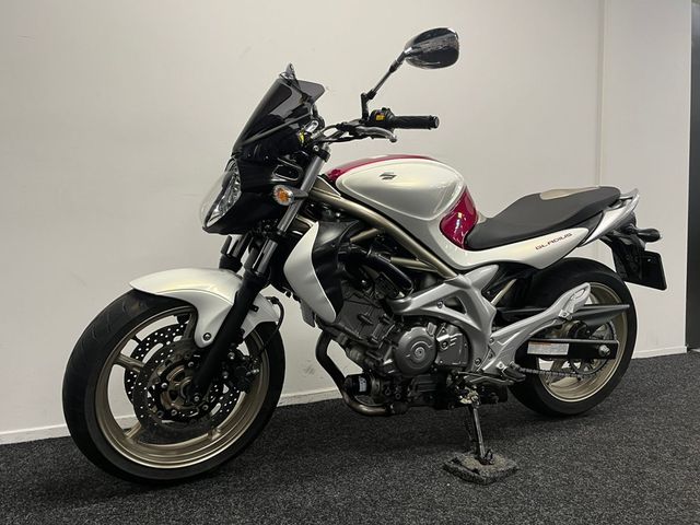 suzuki - sfv-650-gladius