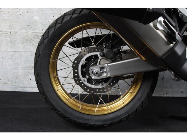 honda - crf-1100-l-africa-twin-adventure-sports