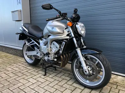 YAMAHA FZ 6 N FAZER – foto 2