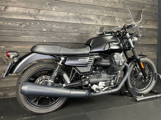 moto-guzzi - v-7-stone
