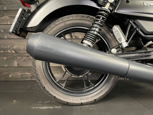 moto-guzzi - v-7-stone