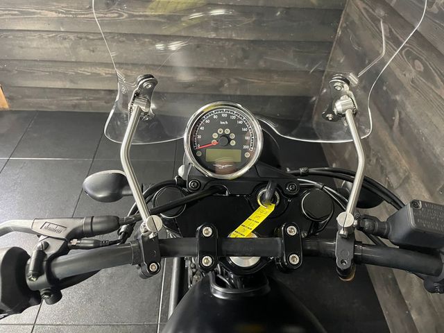 moto-guzzi - v-7-stone