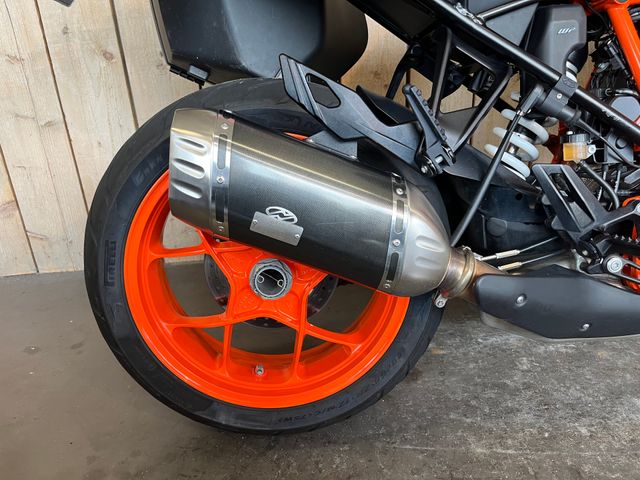 ktm - 1290-super-duke-gt