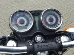 Benelli Imperiale 400 2026 nieuw – foto 10 van 27