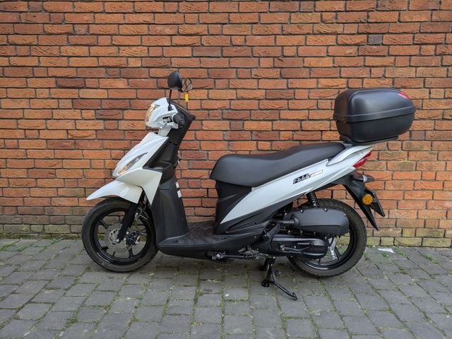 suzuki - address-110