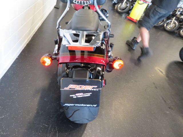 harley-davidson - breakout-pro-street-cvo