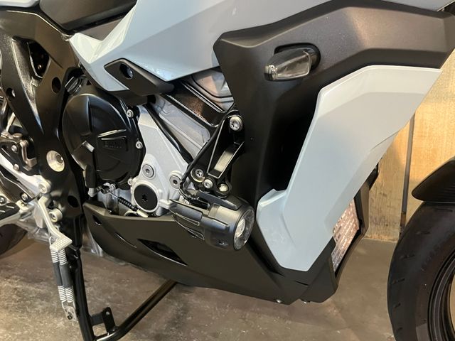 bmw - s-1000-xr