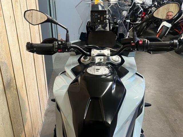 bmw - s-1000-xr