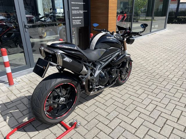 triumph - speed-triple-1050-abs