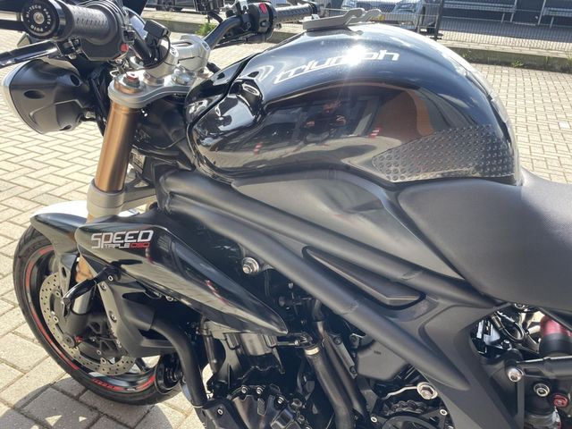 triumph - speed-triple-1050-abs