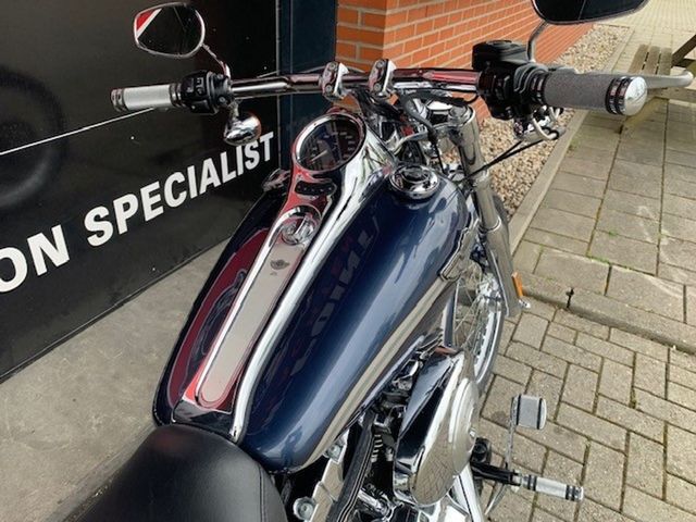 harley-davidson - deuce-fxstd-softail