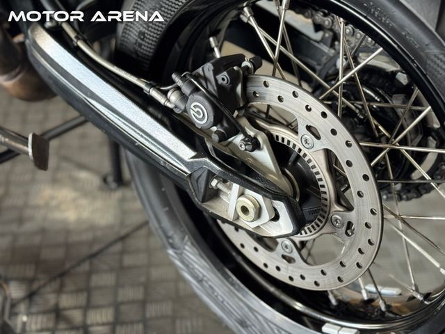 bmw - f-800-gs-triple-black-abs