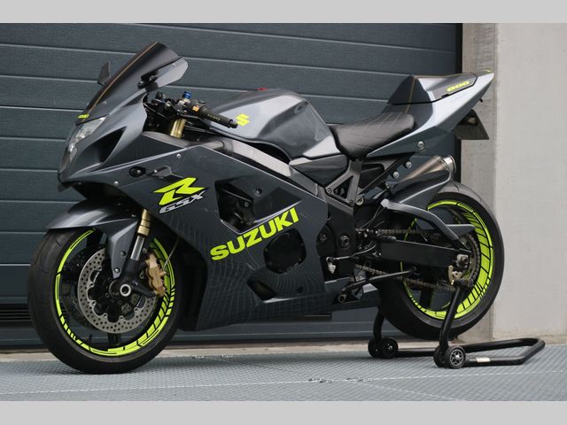 suzuki - gsx-r-600
