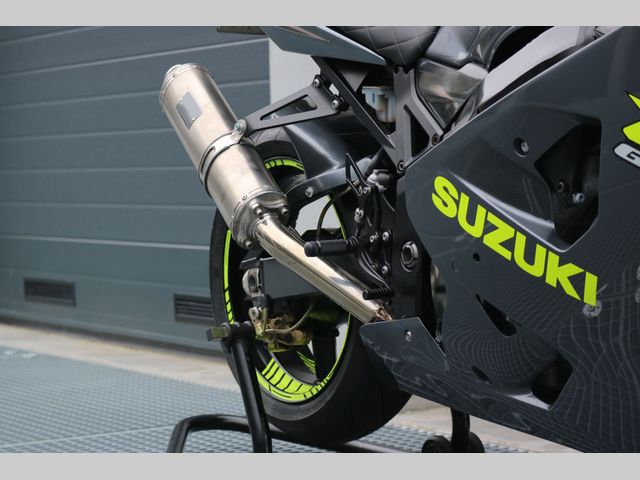 suzuki - gsx-r-600