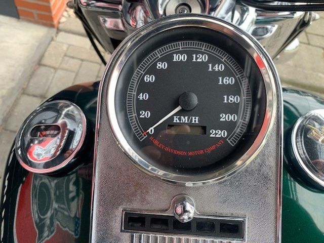 harley-davidson - road-king-classic-flhrc