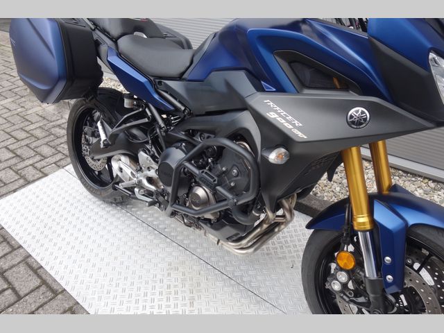 yamaha - tracer-900-gt