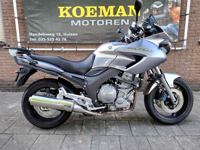 yamaha - tdm-900