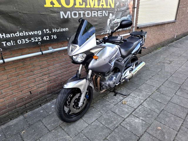 yamaha - tdm-900