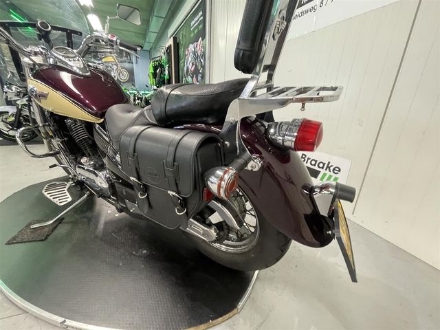 kawasaki - vn-800-classic